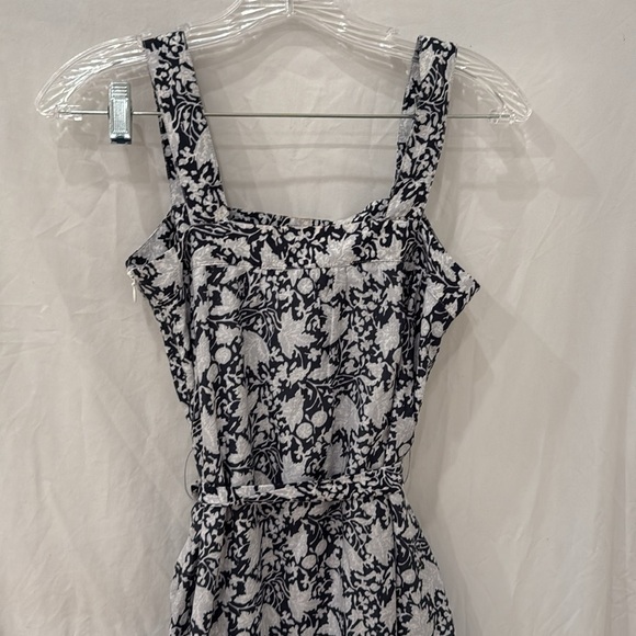 Club Monaco • Printed City Midi Dress in Garden Print - Picture 7 of 8